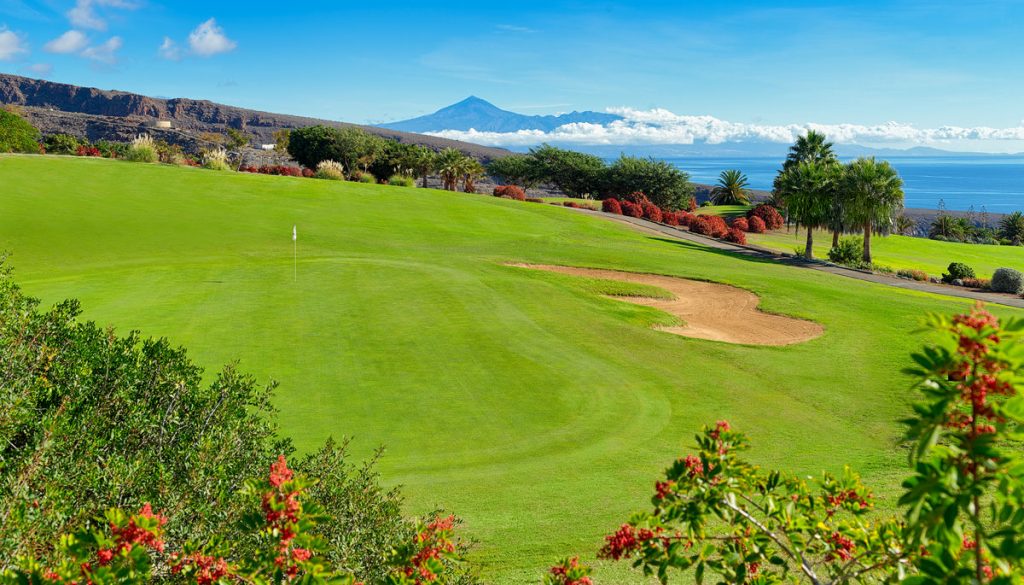 https://golftravelpeople.com/wp-content/uploads/2019/04/Tecina-Golf-Club-La-Gomera-5-1024x585.jpg
