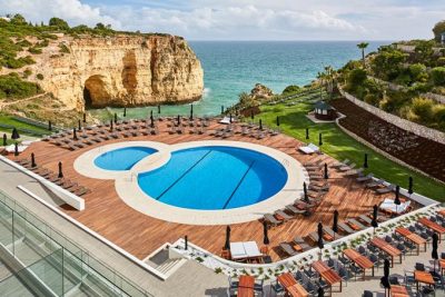https://golftravelpeople.com/wp-content/uploads/2019/04/Tivoli-Carvoeiro-Hotel-Algarve-1-400x267.jpg