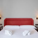 https://golftravelpeople.com/wp-content/uploads/2019/04/Torremirona-Relais-Hotel-Golf-Spa-Bedrooms-7-150x150.jpg