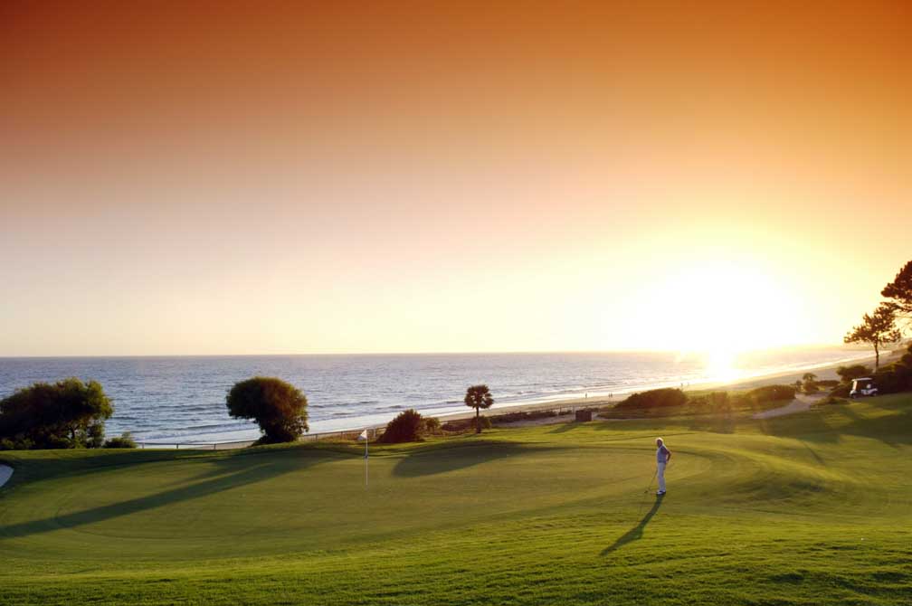 https://golftravelpeople.com/wp-content/uploads/2019/04/Vale-do-Lobo-Golf-Club-14.jpg