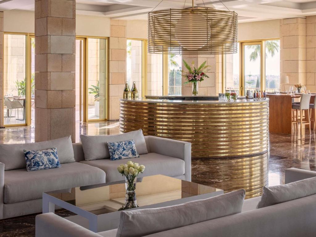Victoria Golf Resort and Spa 5*