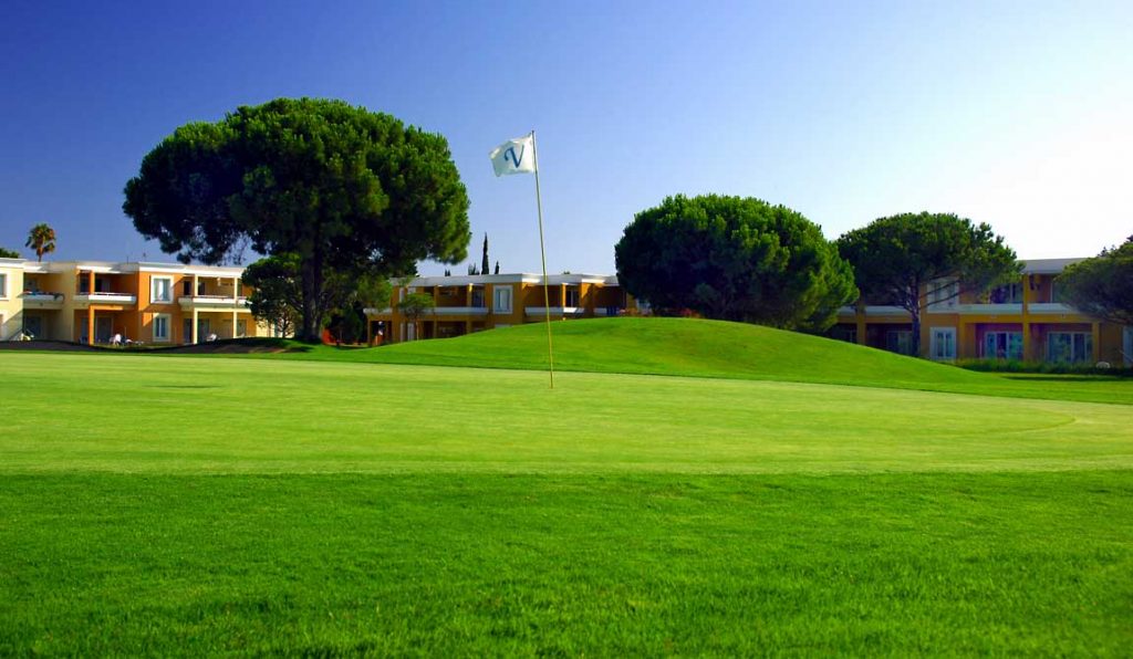 https://golftravelpeople.com/wp-content/uploads/2019/04/Vincci-Costa-Golf-Hotel-3-1024x596.jpg