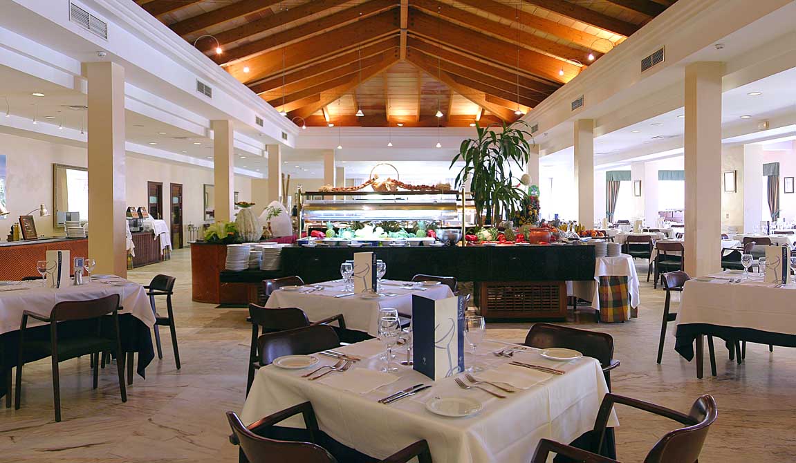 Vincci Costa Golf Suites and Spa 4*