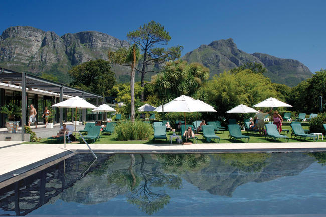 https://golftravelpeople.com/wp-content/uploads/2019/04/Vineyard-Hotel-Cape-Town-6.jpg