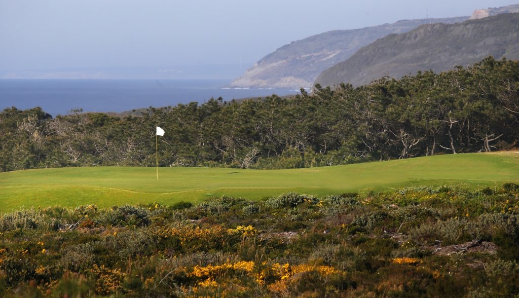 https://golftravelpeople.com/wp-content/uploads/2019/04/West-Cliffs-Golf-Links-12-1024x588.jpg