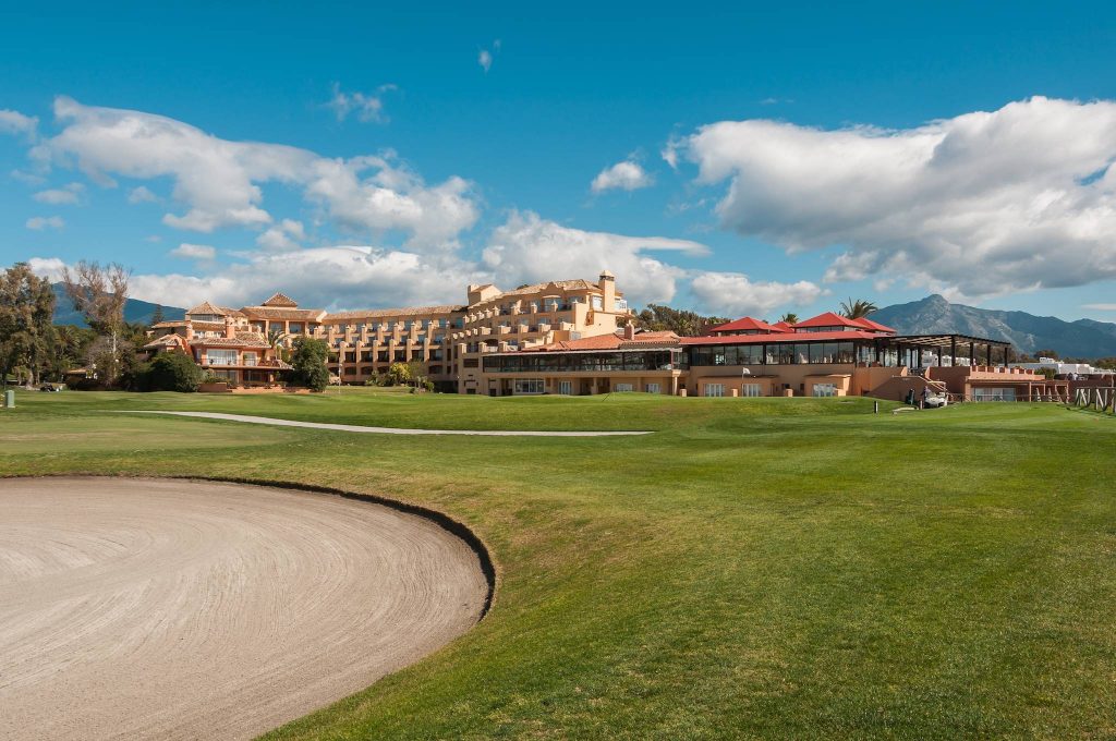 https://golftravelpeople.com/wp-content/uploads/2019/05/Guadalmina-Hotel-Spa-and-Golf-Resort-19-1024x680.jpg
