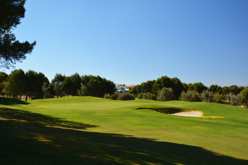 https://golftravelpeople.com/wp-content/uploads/2019/06/Altorreal-Golf-Club-Murcia-New-12-1024x683.jpg