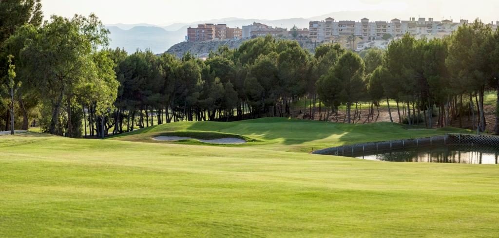 https://golftravelpeople.com/wp-content/uploads/2019/06/Altorreal-Golf-Club-Murcia-New-16-1024x489.jpg
