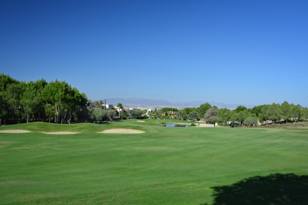 https://golftravelpeople.com/wp-content/uploads/2019/06/Altorreal-Golf-Club-Murcia-New-17-1024x682.jpg