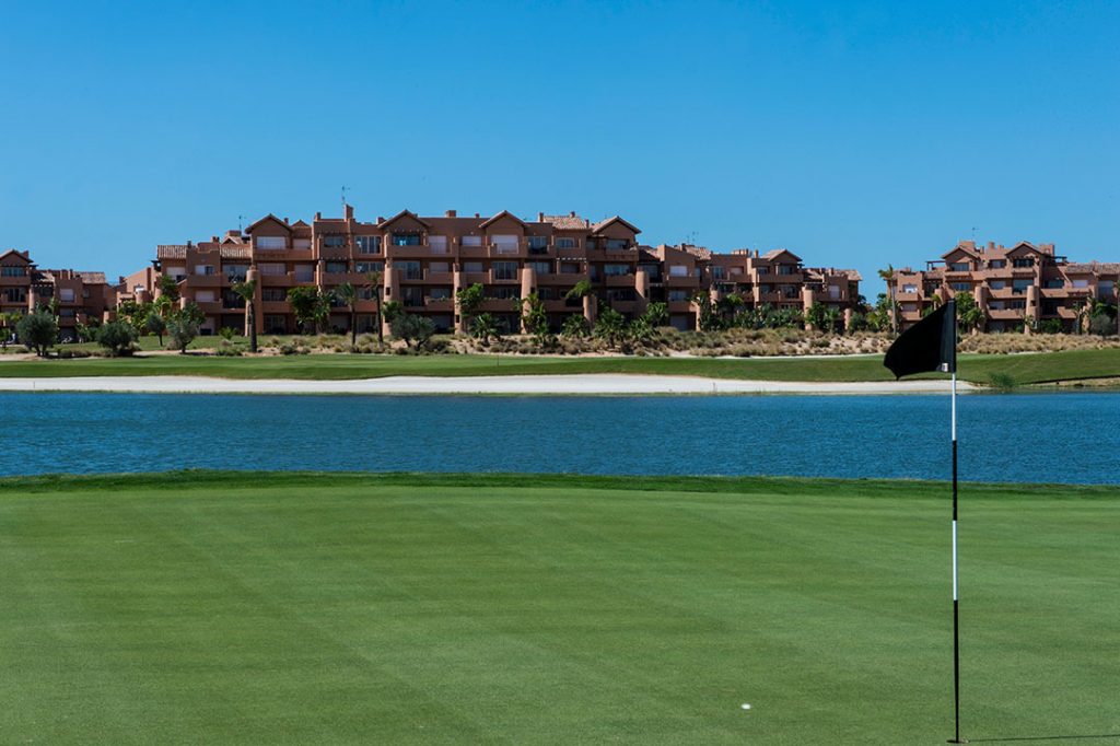 https://golftravelpeople.com/wp-content/uploads/2019/06/Caleia-Mar-Menor-Golf-Spa-Resort-Apartments-17-1024x682.jpg
