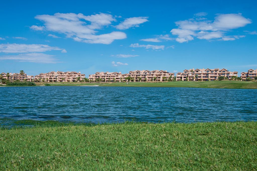 https://golftravelpeople.com/wp-content/uploads/2019/06/Caleia-Mar-Menor-Golf-Spa-Resort-Apartments-27-1024x682.jpg