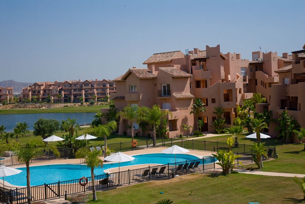 https://golftravelpeople.com/wp-content/uploads/2019/06/Caleia-Mar-Menor-Golf-Spa-Resort-Apartments-31-1024x686.jpg