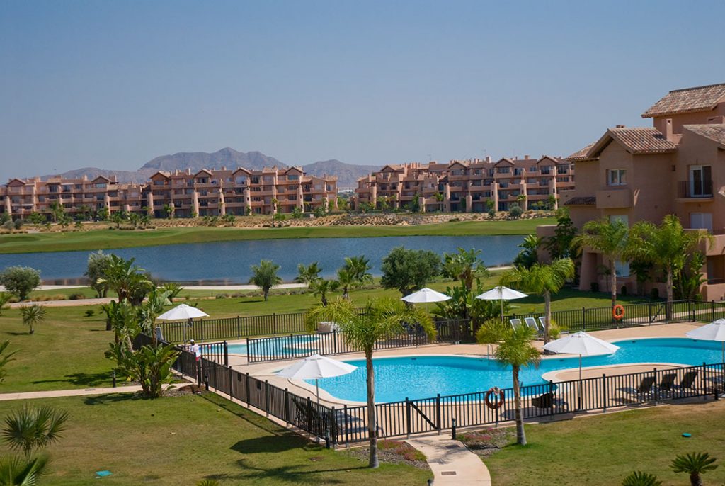https://golftravelpeople.com/wp-content/uploads/2019/06/Caleia-Mar-Menor-Golf-Spa-Resort-Apartments-35-1024x686.jpg