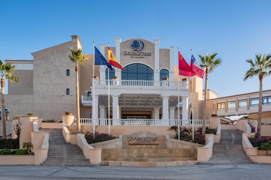 https://golftravelpeople.com/wp-content/uploads/2019/06/Doubletree-by-Hilton-La-Torre-Golf-Spa-Resort-Murcia-Spain-33-1024x683.jpg