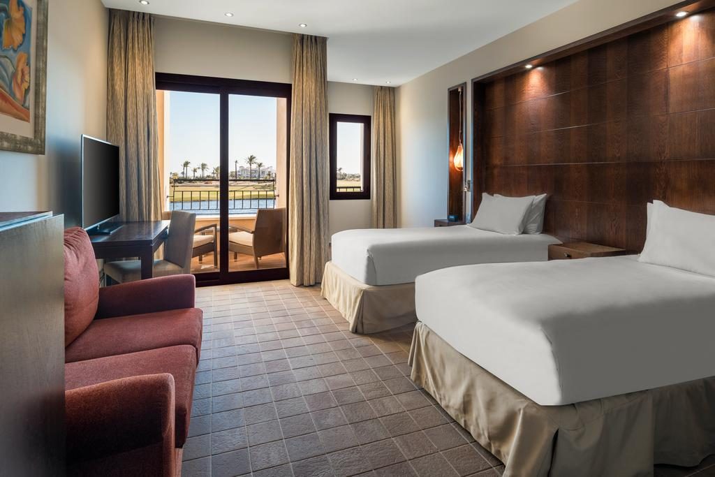 https://golftravelpeople.com/wp-content/uploads/2019/06/Doubletree-by-Hilton-La-Torre-Golf-Spa-Resort-Murcia-Spain-Bedrooms-52-1024x683.jpg