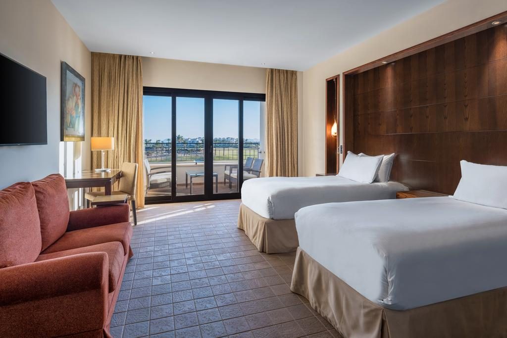 https://golftravelpeople.com/wp-content/uploads/2019/06/Doubletree-by-Hilton-La-Torre-Golf-Spa-Resort-Murcia-Spain-Bedrooms-59-1024x683.jpg