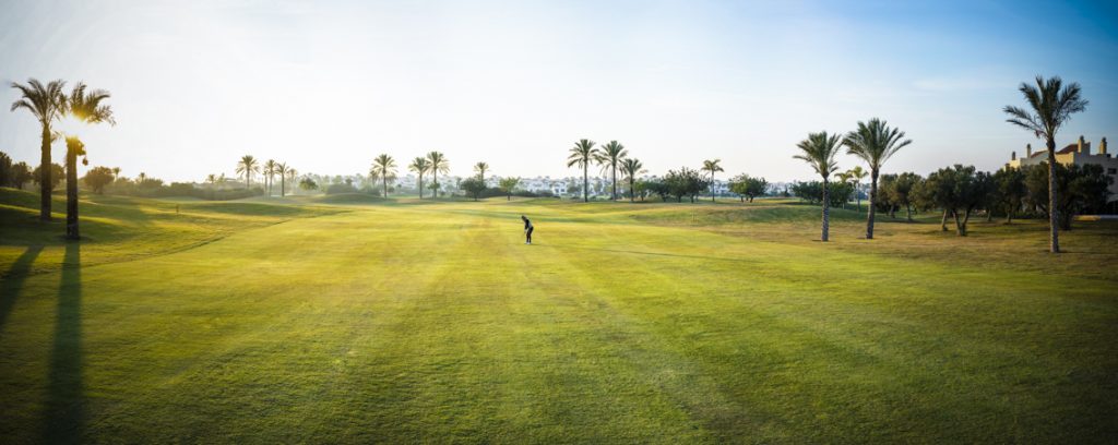 https://golftravelpeople.com/wp-content/uploads/2019/06/Roda-Golf-Club-Murcia-6-1024x408.jpg