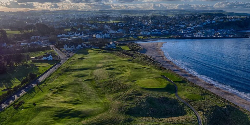 https://golftravelpeople.com/wp-content/uploads/2019/07/Ballycastle-Golf-Club-Northern-Ireland-6-1024x512.jpg