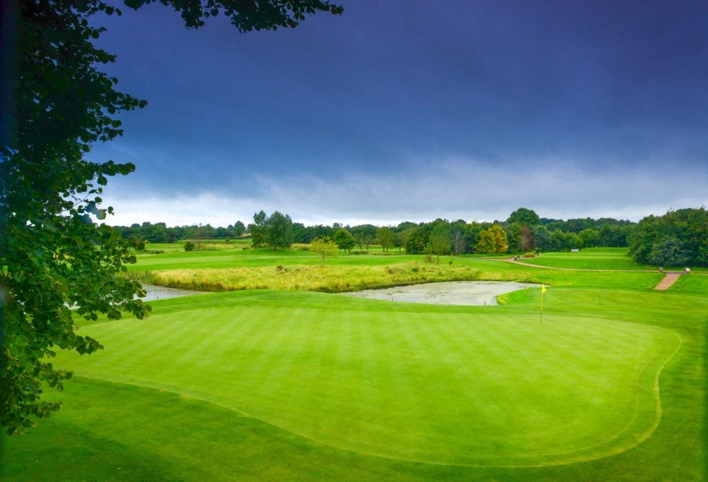 https://golftravelpeople.com/wp-content/uploads/2019/07/Galgorm-Castle-Golf-Club-Northern-Ireland-12-1024x698.jpg