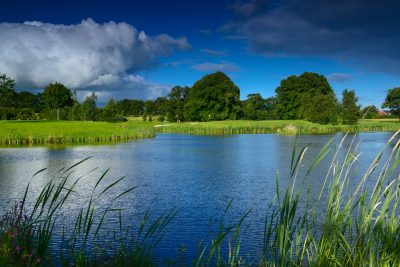 https://golftravelpeople.com/wp-content/uploads/2019/07/Galgorm-Castle-Golf-Club-Northern-Ireland-8-400x267.jpg