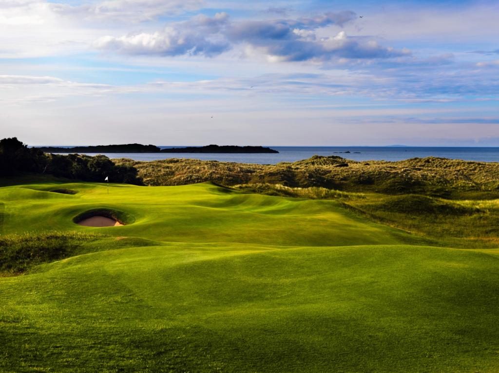 https://golftravelpeople.com/wp-content/uploads/2019/07/Royal-Portrush-Golf-Club-Dunluce-Links-Northern-Ireland-7-1024x767.jpg