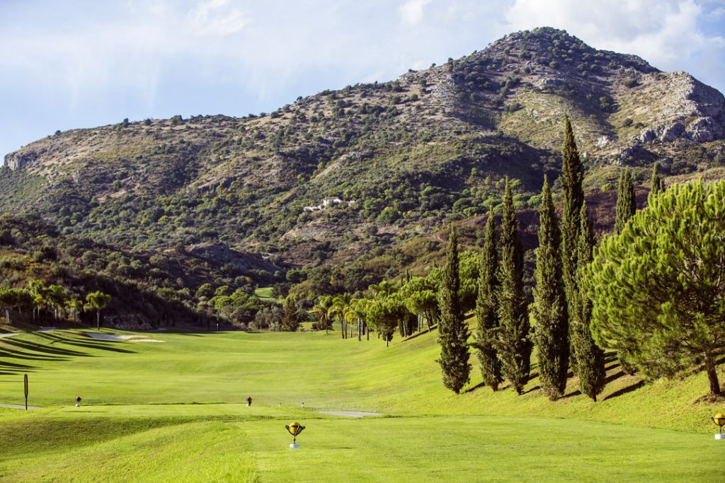 https://golftravelpeople.com/wp-content/uploads/2019/11/Alferini-Golf-Course-at-Villa-Padierna-Golf-Club-5-1024x683.jpg