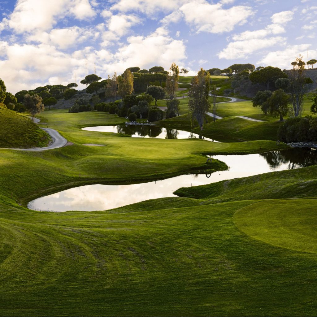 https://golftravelpeople.com/wp-content/uploads/2019/11/Cabopino-Golf-Club-Marbella-19--1024x1024.jpg