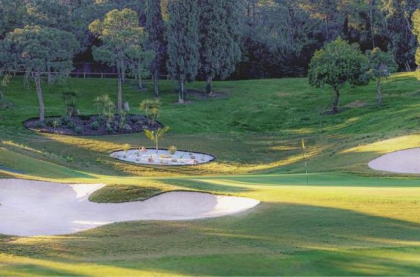 https://golftravelpeople.com/wp-content/uploads/2019/11/El-Paraiso-Golf-Club-Estepona26.jpg