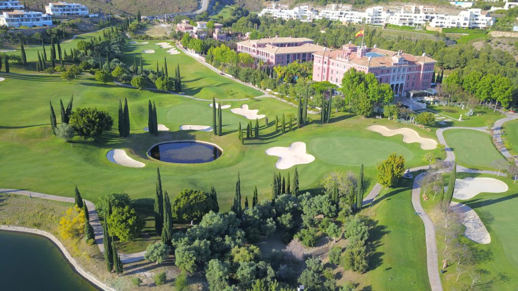 https://golftravelpeople.com/wp-content/uploads/2019/11/Flamingos-Golf-at-Villa-Padierna-Golf-Club-15-1024x576.jpg