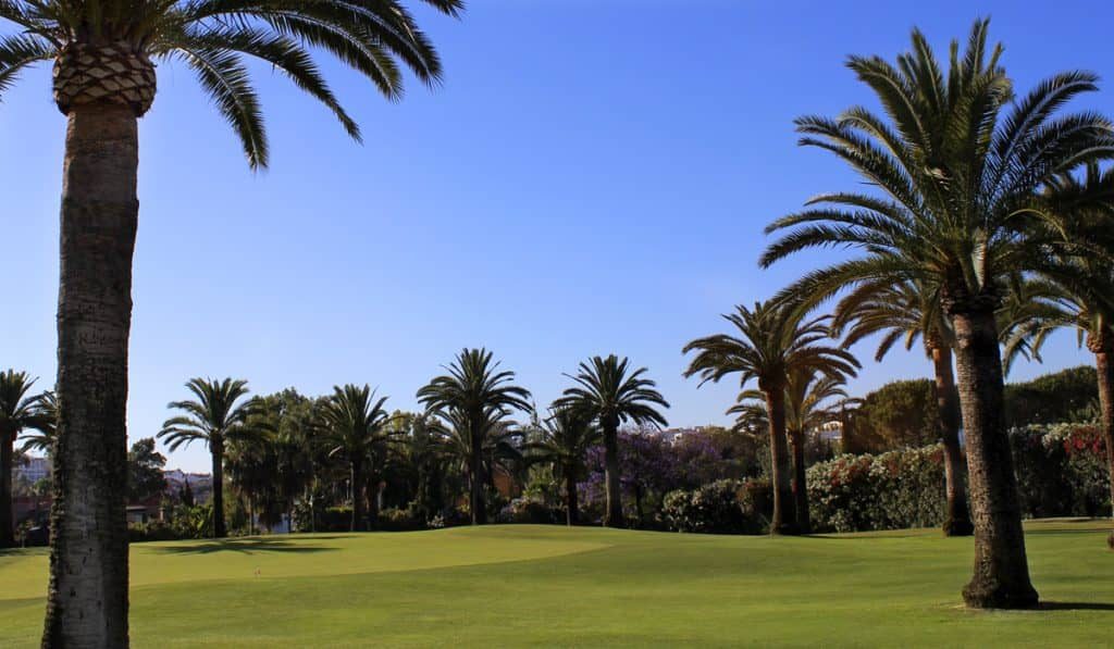https://golftravelpeople.com/wp-content/uploads/2019/11/Los-Naranjos-Golf-Club-Marbella-13-1024x597.jpg