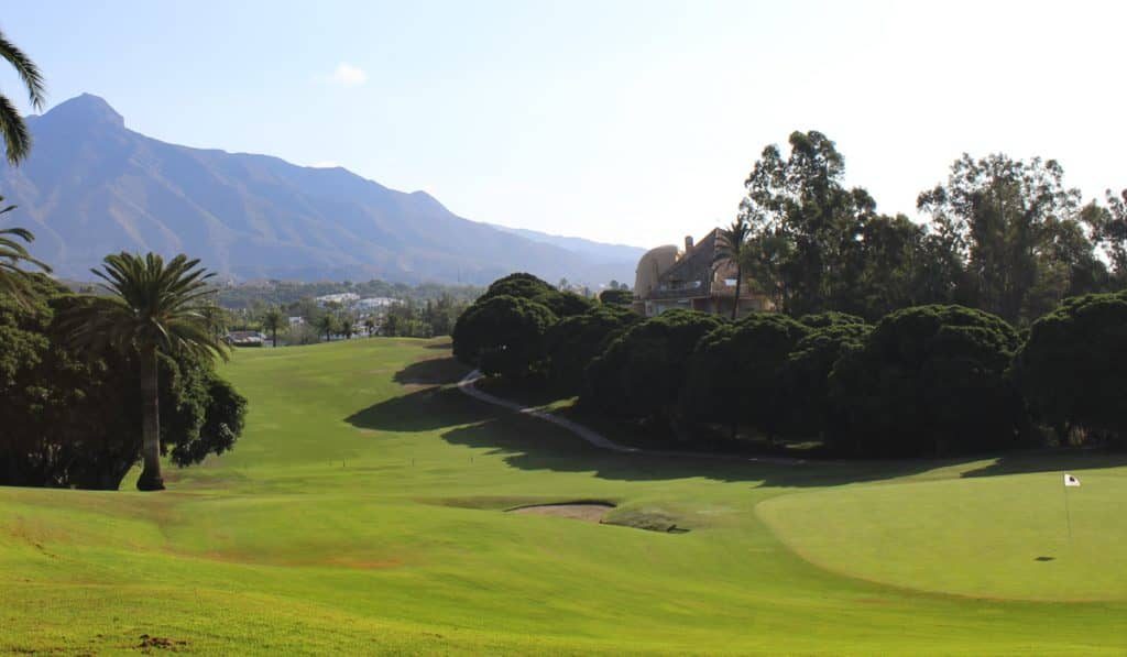https://golftravelpeople.com/wp-content/uploads/2019/11/Los-Naranjos-Golf-Club-Marbella-15-1024x597.jpg