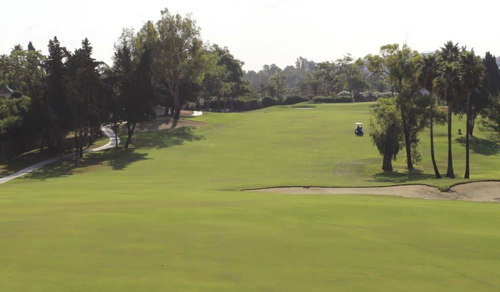 https://golftravelpeople.com/wp-content/uploads/2019/11/Los-Naranjos-Golf-Club-Marbella-5-1024x597.jpg