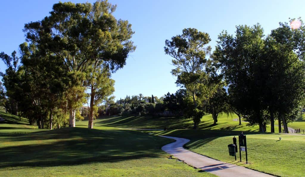 https://golftravelpeople.com/wp-content/uploads/2019/11/Los-Naranjos-Golf-Club-Marbella-7-1024x597.jpg
