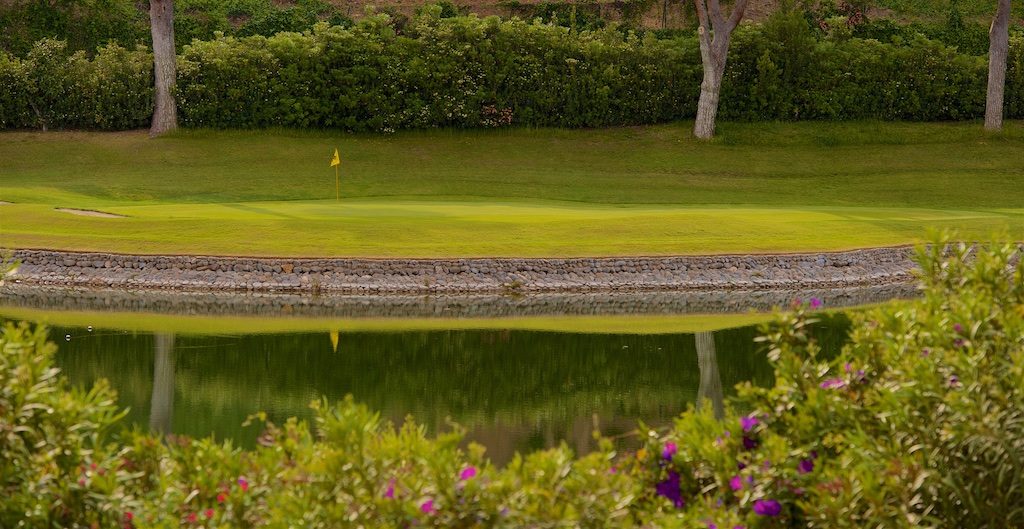 https://golftravelpeople.com/wp-content/uploads/2019/11/Rio-Real-Golf-Club-Marbella-103-1024x529.jpg