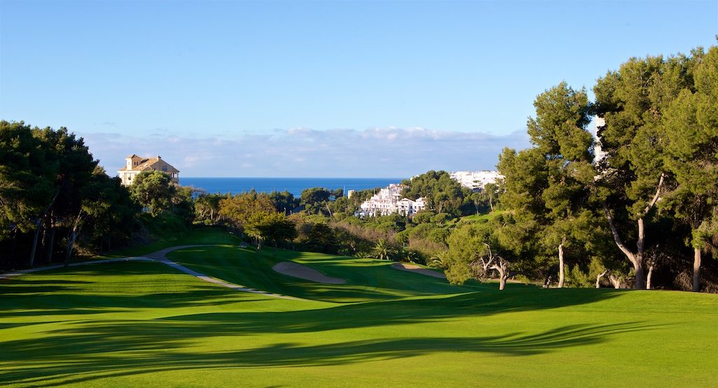 https://golftravelpeople.com/wp-content/uploads/2019/11/Rio-Real-Golf-Club-Marbella-4-1024x553.jpg