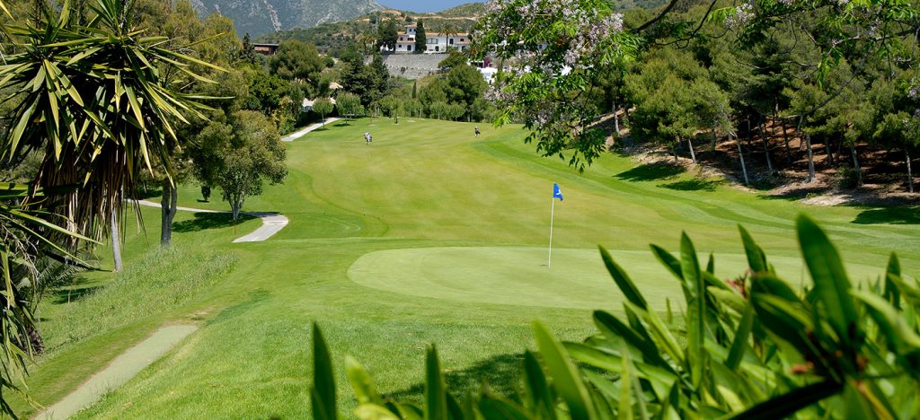https://golftravelpeople.com/wp-content/uploads/2019/11/Rio-Real-Golf-Club-Marbella-60-1024x468.jpg