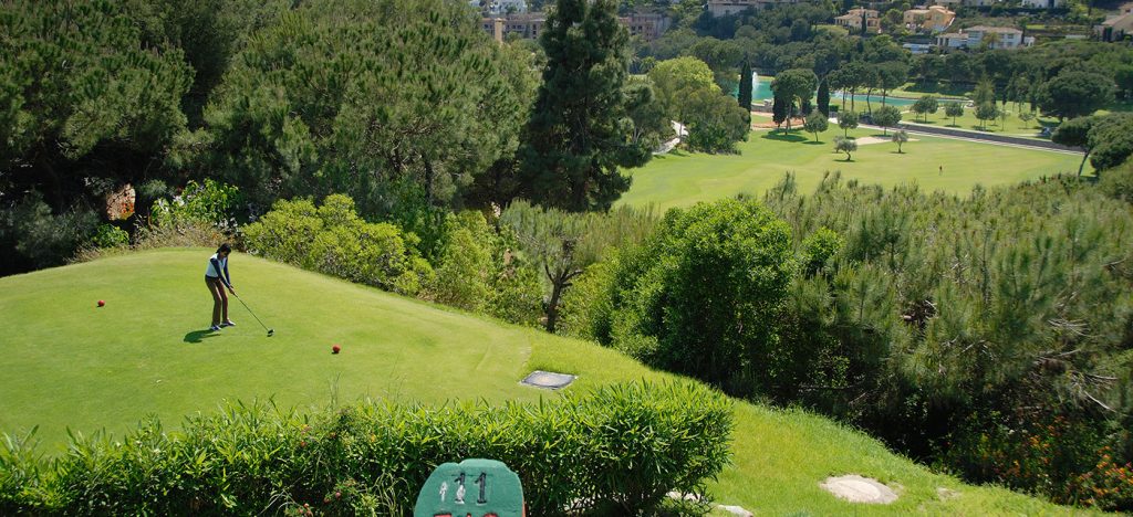 https://golftravelpeople.com/wp-content/uploads/2019/11/Rio-Real-Golf-Club-Marbella-69-1024x468.jpg