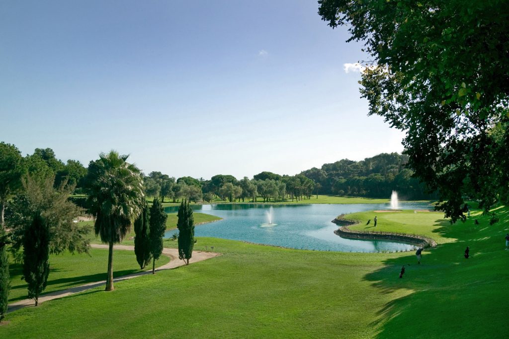 https://golftravelpeople.com/wp-content/uploads/2019/11/Rio-Real-Golf-Club-Marbella-71-1024x683.jpg