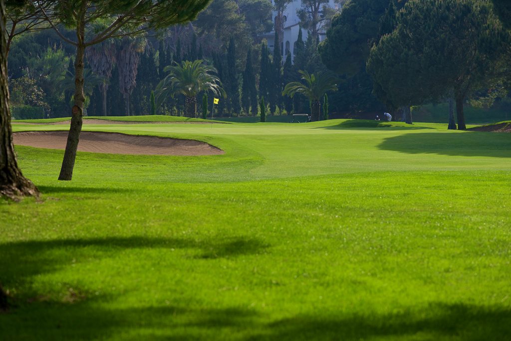 https://golftravelpeople.com/wp-content/uploads/2019/11/Rio-Real-Golf-Club-Marbella-80-1024x683.jpg