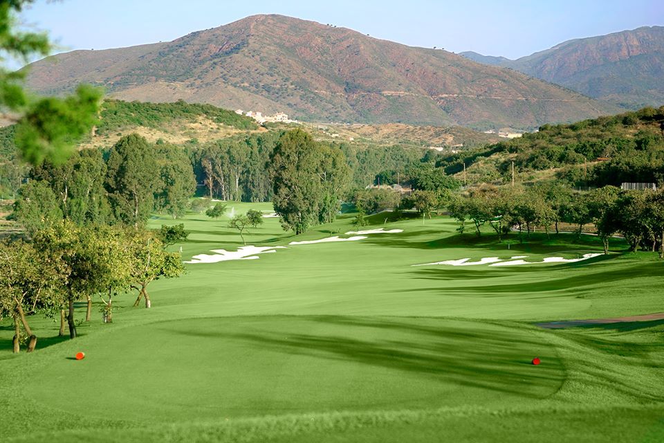 https://golftravelpeople.com/wp-content/uploads/2019/11/Santana-Golf-Club-Mijas-4.jpg