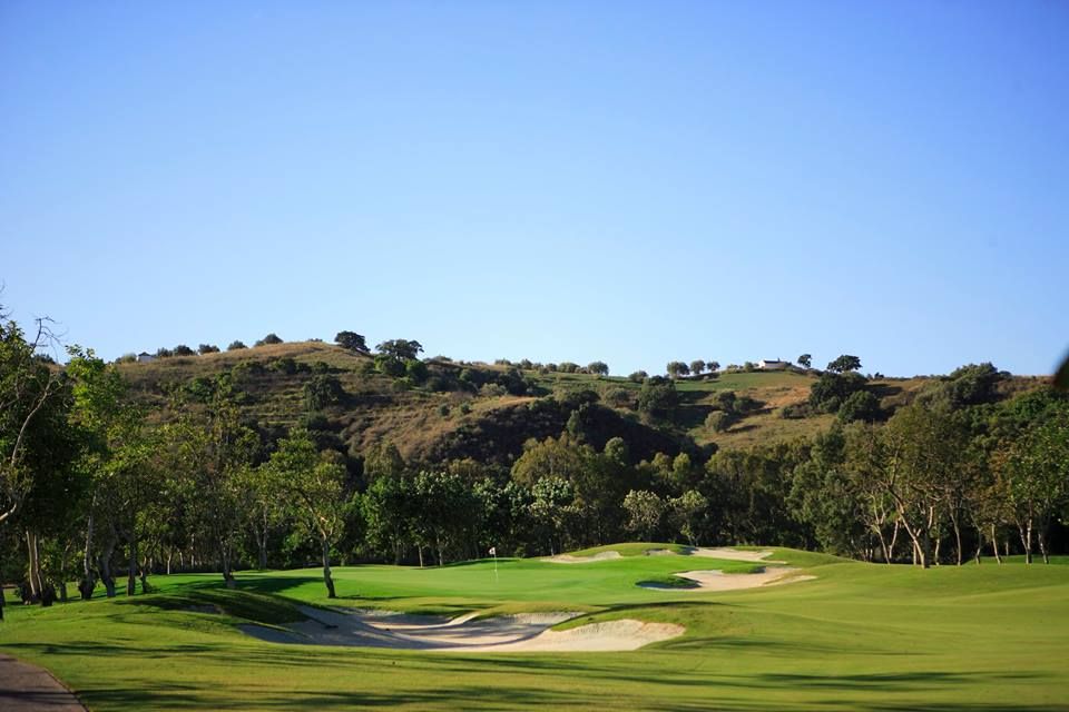 https://golftravelpeople.com/wp-content/uploads/2019/11/Santana-Golf-Club-Mijas-7.jpg