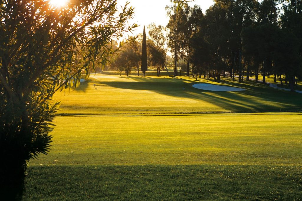 https://golftravelpeople.com/wp-content/uploads/2019/12/Atalaya-Golf-and-Country-Club-15-1024x683.jpg