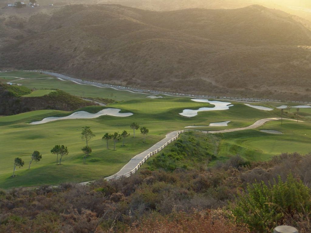 https://golftravelpeople.com/wp-content/uploads/2019/12/Calanova-Golf-Club-Mijas-Costa-del-Sol-14-1024x768.jpg