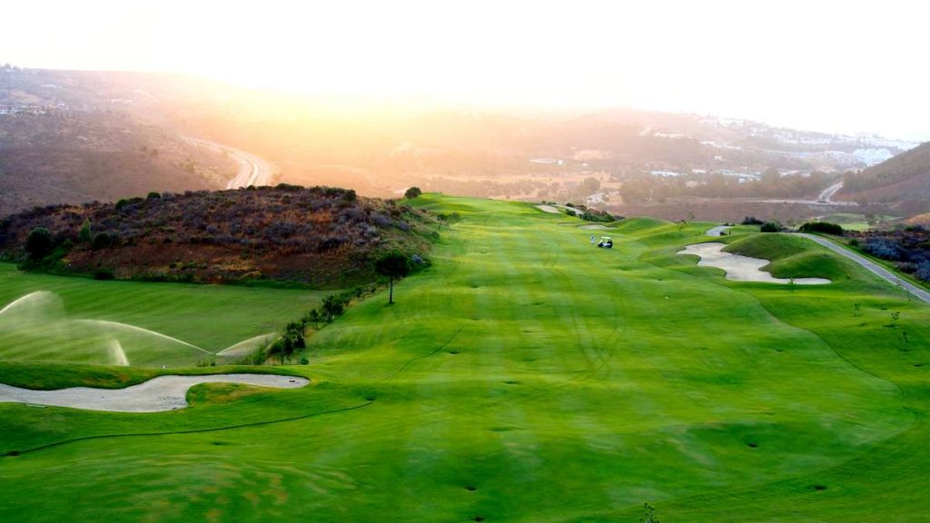 https://golftravelpeople.com/wp-content/uploads/2019/12/Calanova-Golf-Club-Mijas-Costa-del-Sol-20-1024x576.jpg