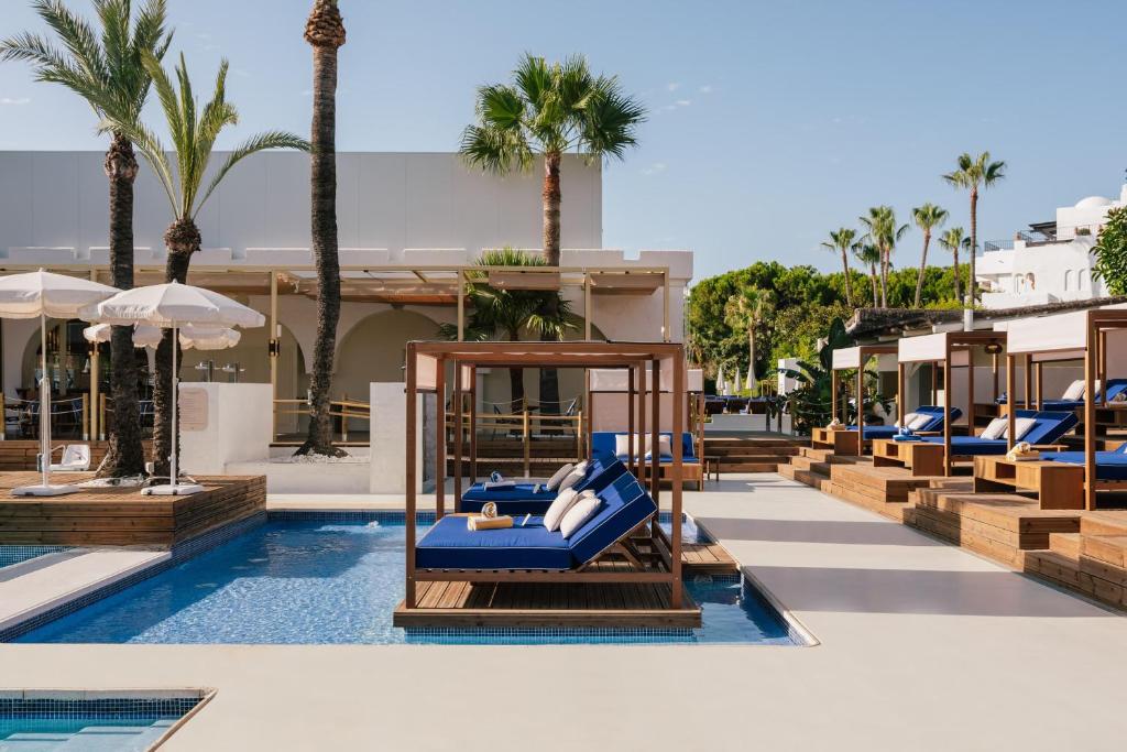 ME Marbella 5*