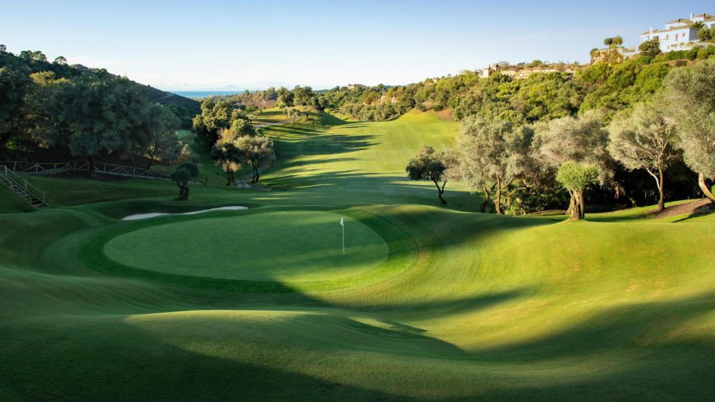 https://golftravelpeople.com/wp-content/uploads/2019/12/Marbella-Club-Golf-Resort-11-1024x576.jpg