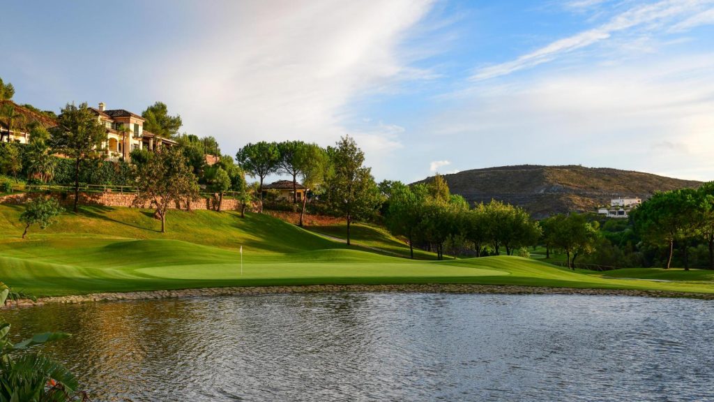 https://golftravelpeople.com/wp-content/uploads/2019/12/Marbella-Club-Golf-Resort-15-1024x576.jpg