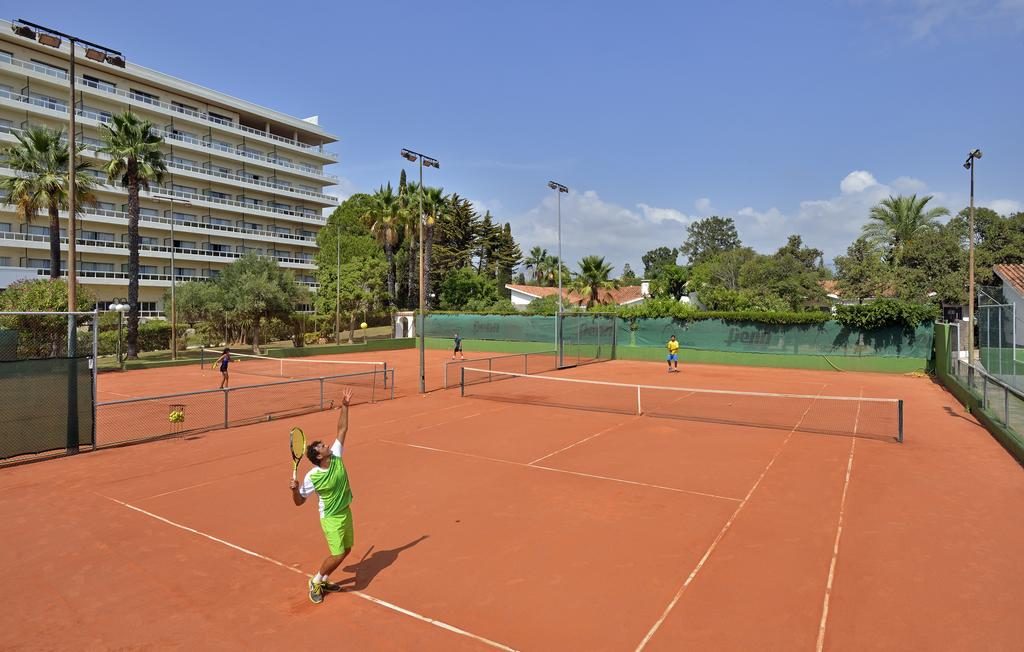 https://golftravelpeople.com/wp-content/uploads/2019/12/Sol-Marbella-Estepona-Atalaya-Park-Simming-Pools-Spa-Tennis-11-1024x652.jpg