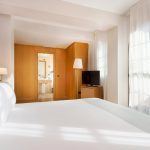 https://golftravelpeople.com/wp-content/uploads/2019/12/Tryp-Jerez-Hotel-Bedrooms-3-Copy-150x150.jpg