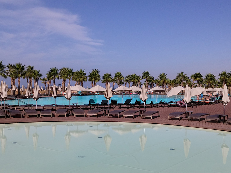 https://golftravelpeople.com/wp-content/uploads/2019/12/Vidamar-Resort-Hotel-Albufeira-Algarve-Swimming-Pools-7.jpg